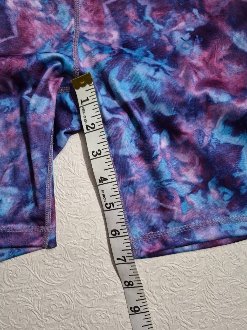 Daisy Fuentes Fit Women M Stretchy Tie Dye Purple Blue Biker Fitness Shorts READ - Picture 10 of 10